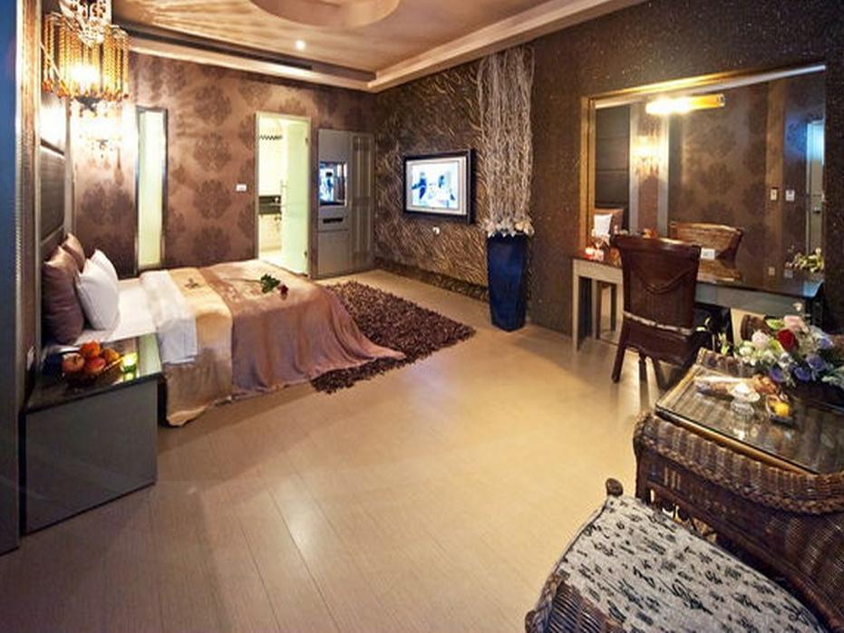 Sasha Motel Тайджун Екстериор снимка