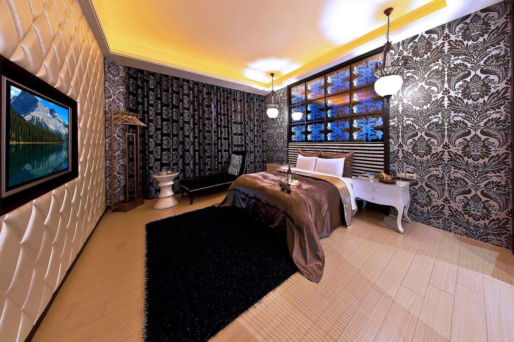 Sasha Motel Тайджун Екстериор снимка