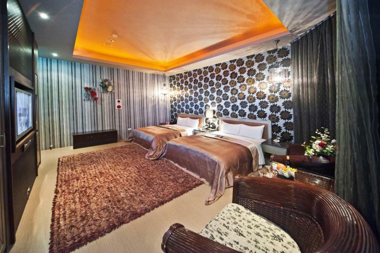 Sasha Motel Тайджун Екстериор снимка