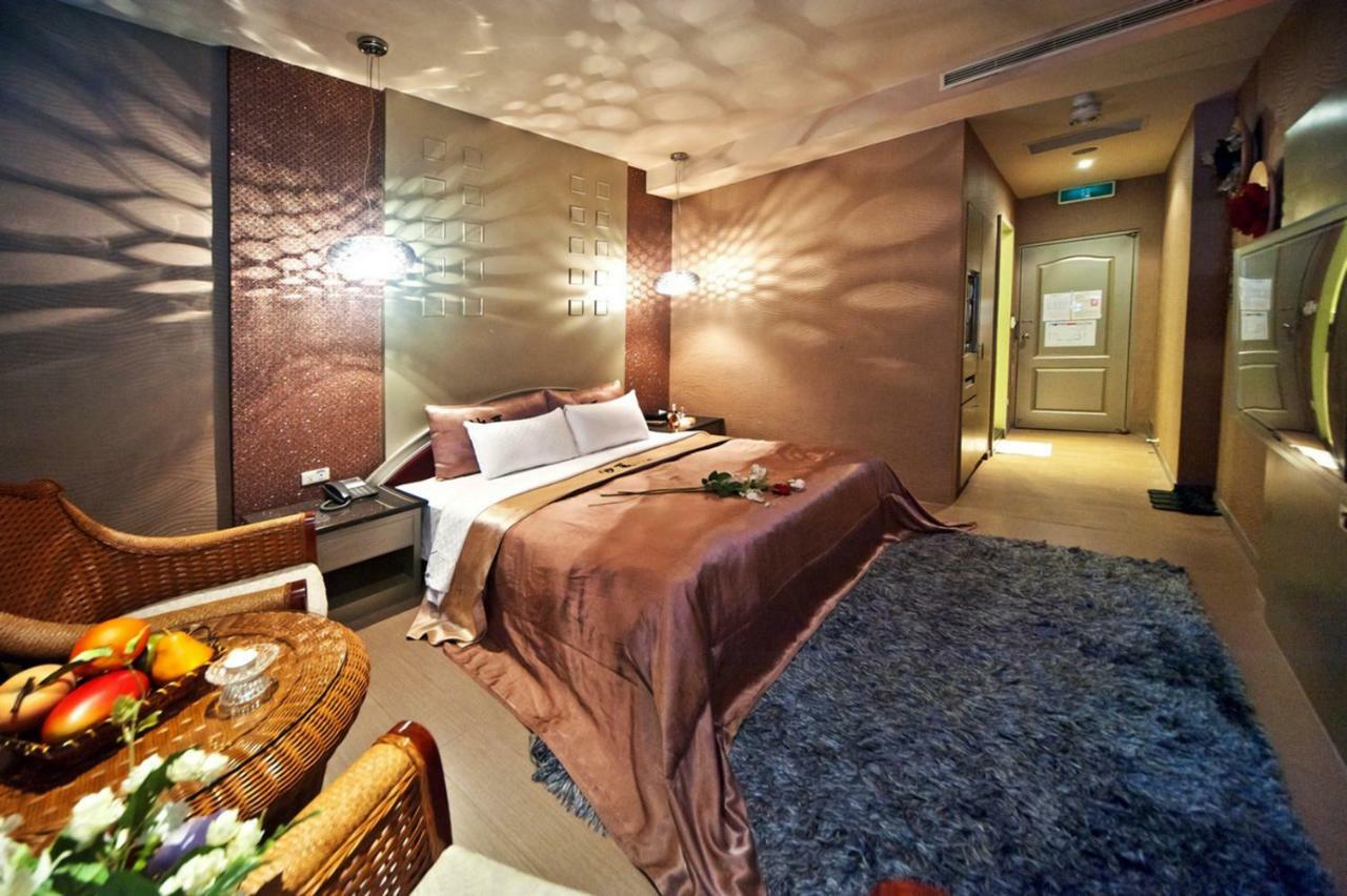 Sasha Motel Тайджун Екстериор снимка