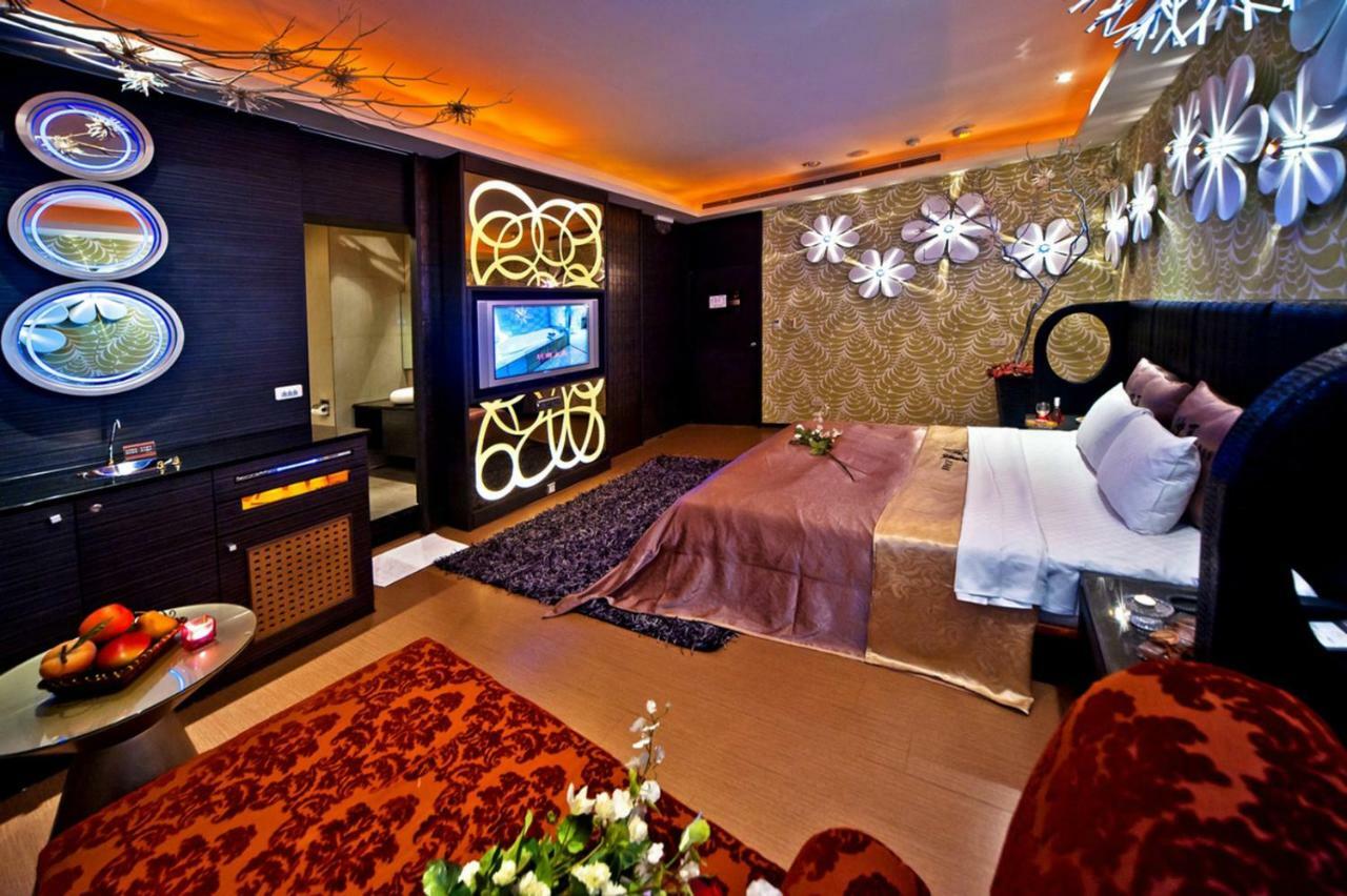 Sasha Motel Тайджун Екстериор снимка