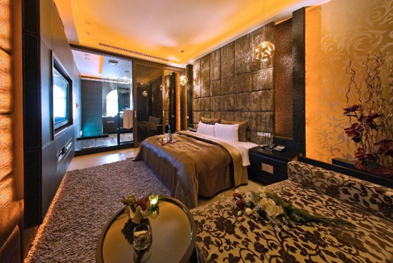 Sasha Motel Тайджун Екстериор снимка